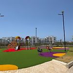 Escápate a Serena del Mar con piscina, sauna y relax